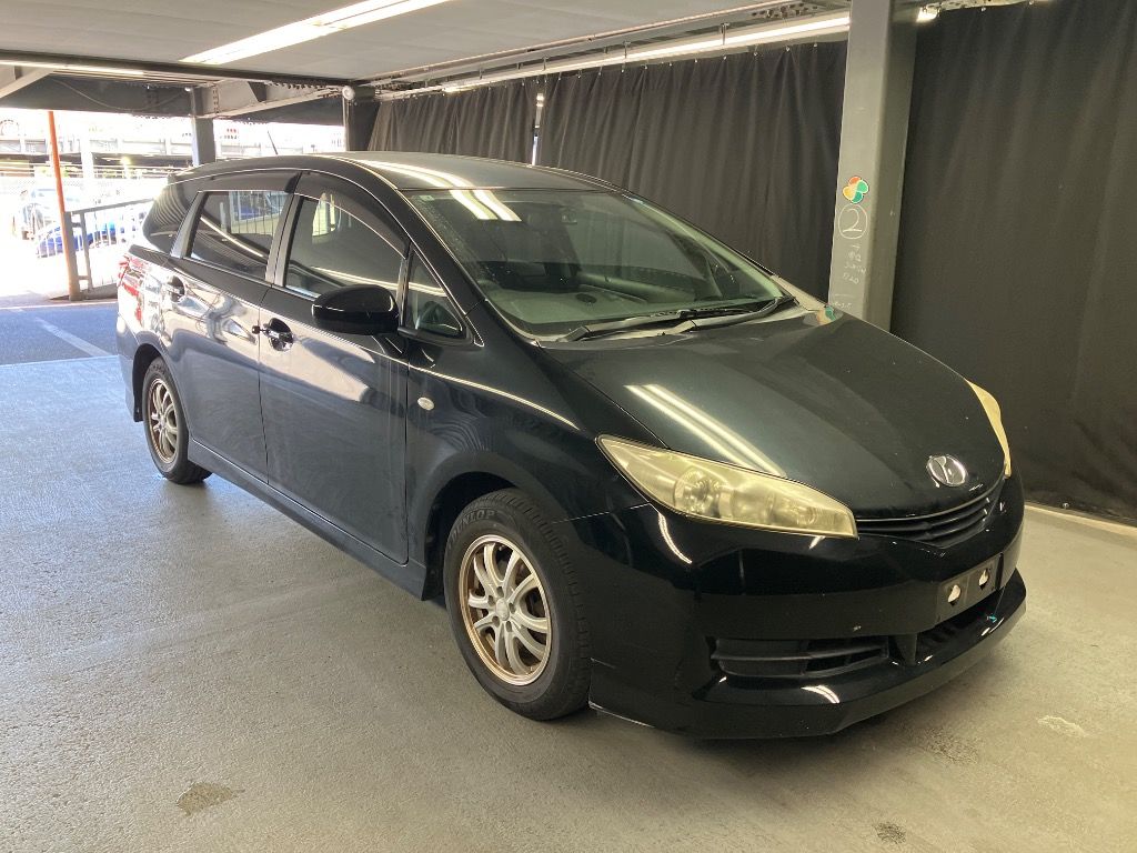 Japan Auction Vehicles 7 2009 Toyota Wish 1.8X auction photo