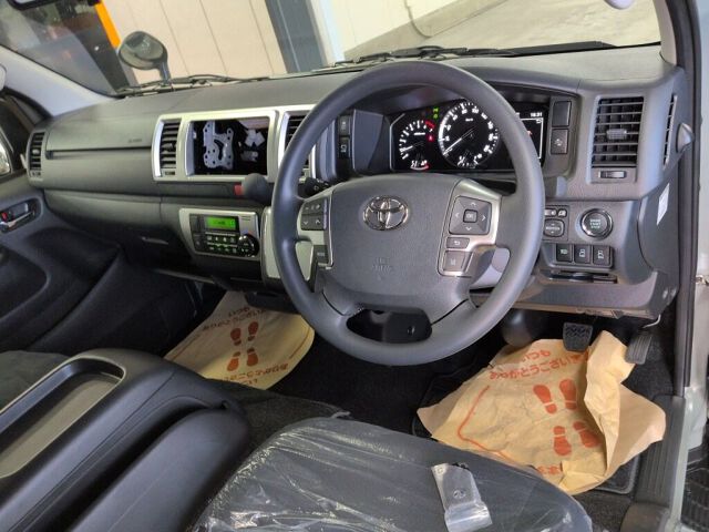 2025 Toyota Hiace Super GL Earth Color auction photo 6