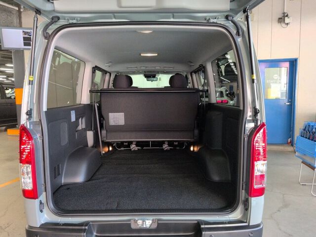 2025 Toyota Hiace Super GL Earth Color auction photo 3