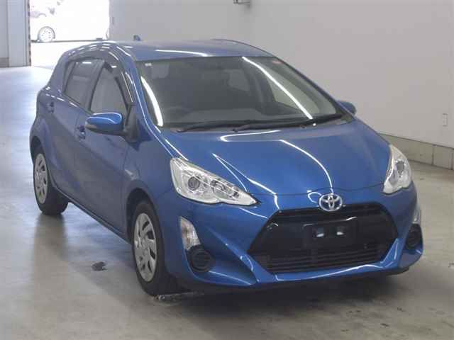 2015 Toyota Aqua S Japan auction vehicle