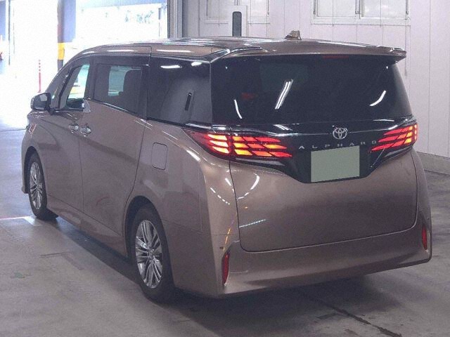 2025 Toyota Alphard Z auction photo 2