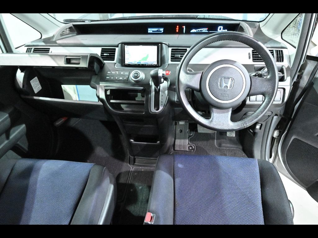 2009 Honda Stepwgn S スマートスタイルエディション 8人 auction photo 3