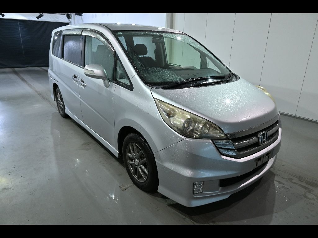 2009 Honda Stepwgn S 8 Japan auction vehicle