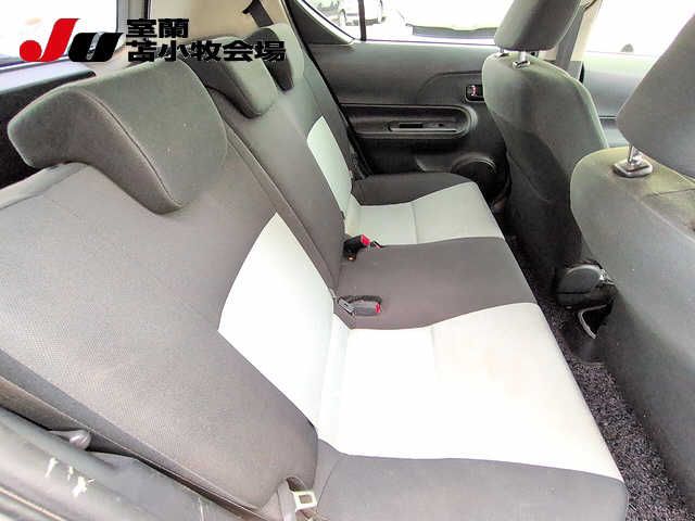 2014 Toyota Aqua S auction photo 8