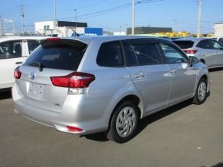 2021 Toyota Corolla Fielder HYBRID EX auction photo 2