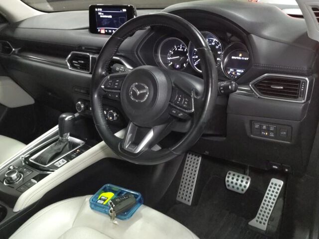 2017 Mazda CX-5 25S L Package auction photo 3