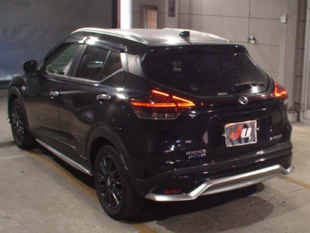 2022 Nissan Kicks オーテック auction photo 2