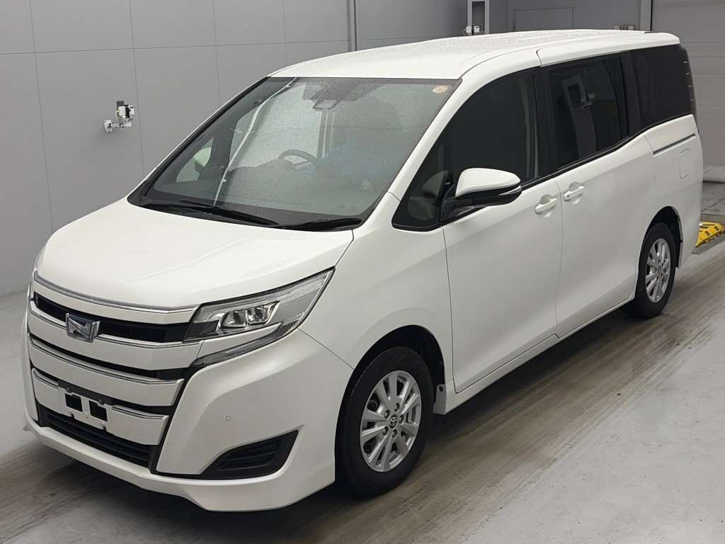 2021 Toyota Noah X Japan auction vehicle