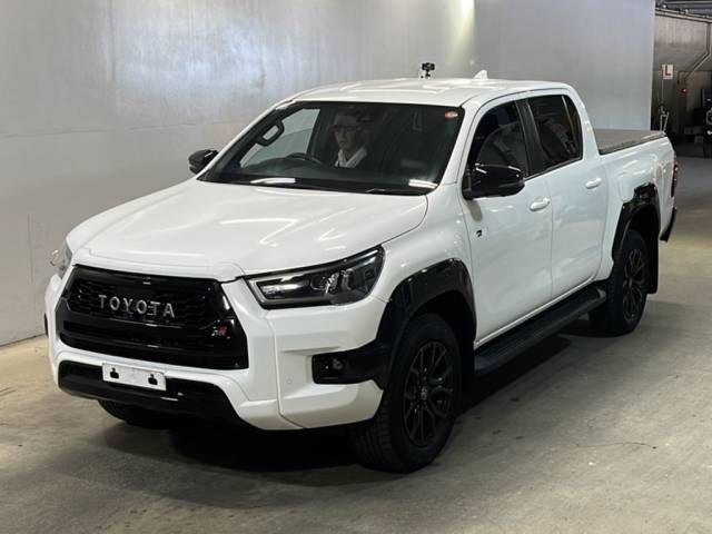 2023 Toyota Hilux Z GRスポーツ Japan auction vehicle