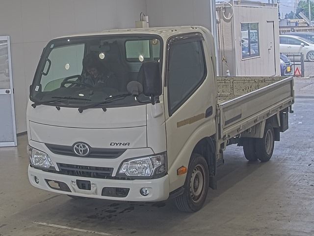 2018 Toyota Dyna Hira Japan auction vehicle