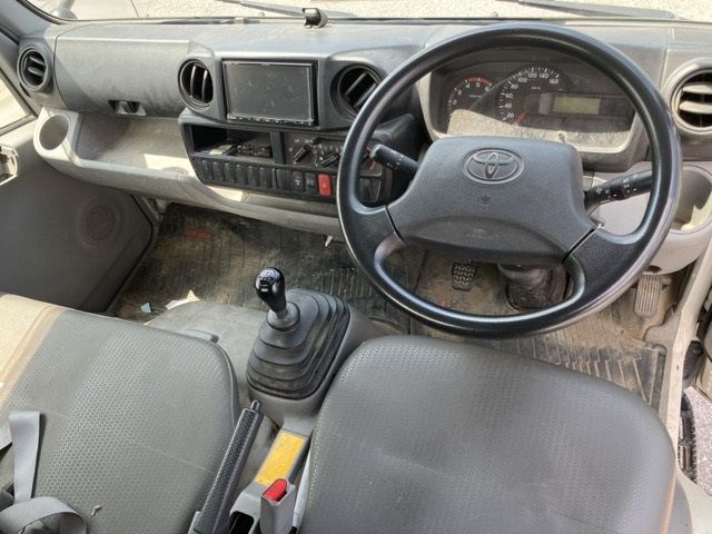 2018 Toyota Dyna ヒラ auction photo 4