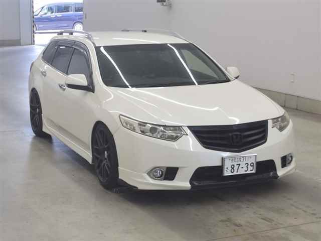 2012 Honda アコードツアラー タイプS Japan auction vehicle