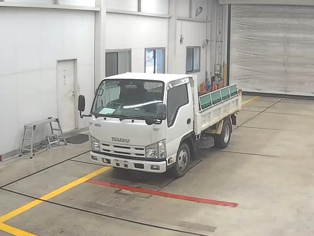 2011 Isuzu Elf ダンプ Japan auction vehicle