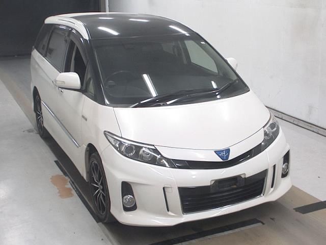 2015 Toyota Estima アエラス Japan auction vehicle