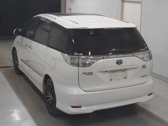 2015 Toyota Estima アエラス auction photo 2