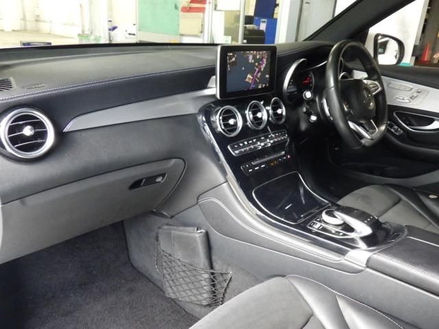 2016 Mercedes-Benz GLC 250 4M SP Radar Safety Package auction photo 2
