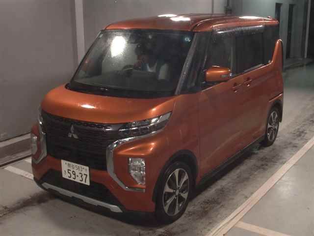 2021 Mitsubishi eKクロススペース G プラスエディション auction photo 4