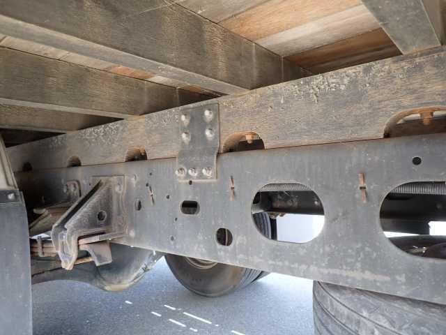 2019 Isuzu Forward 2.55t crane equipped auction photo 6