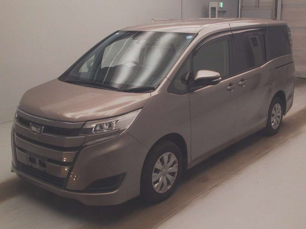 2020 Toyota Noah Welcab 4WD Japan auction vehicle