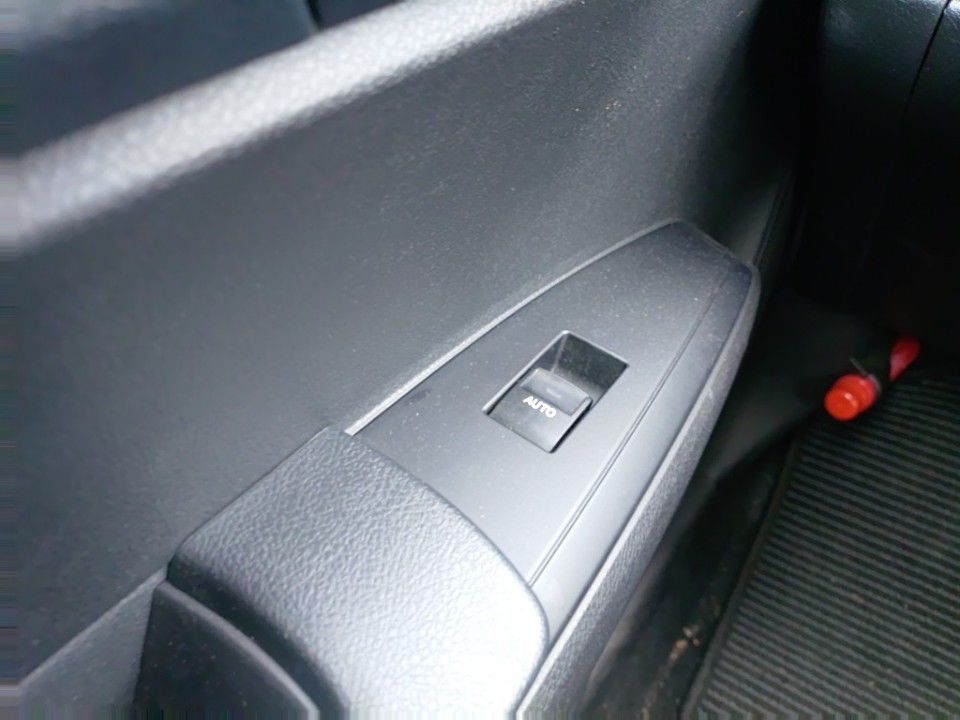 2021 Toyota カローラ アクシオ auction photo 13