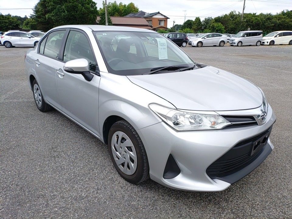 2021 Toyota カローラ アクシオ auction photo 4