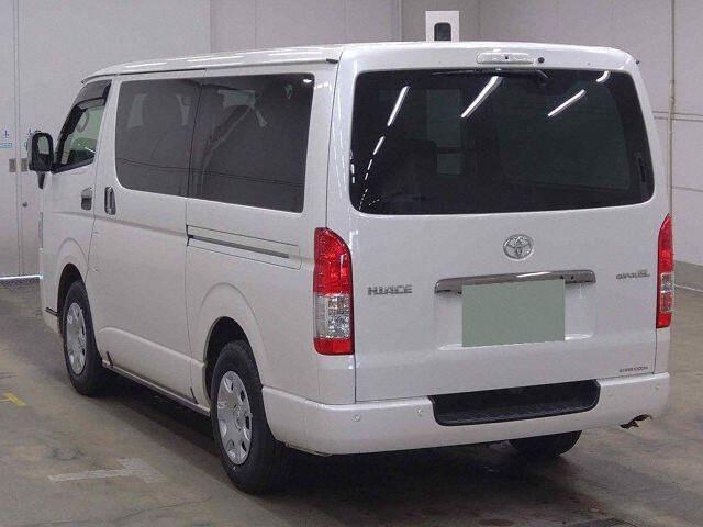 2024 Toyota Hiace L Super GL Dark 2 4WD auction photo 2