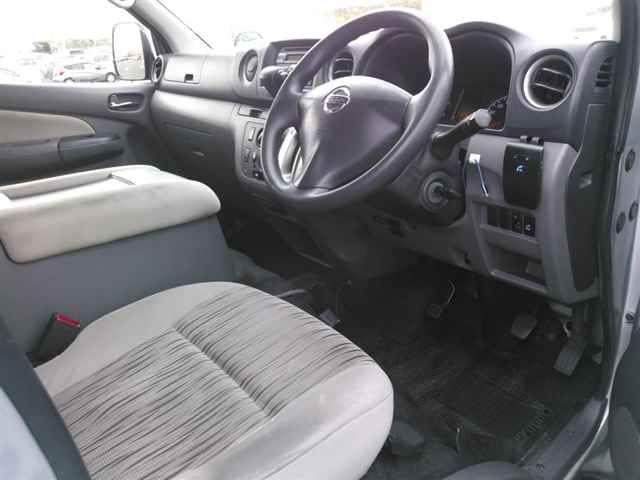 2015 Nissan NV350キャラバン バス GX ハイルーフ 14ニン auction photo 3