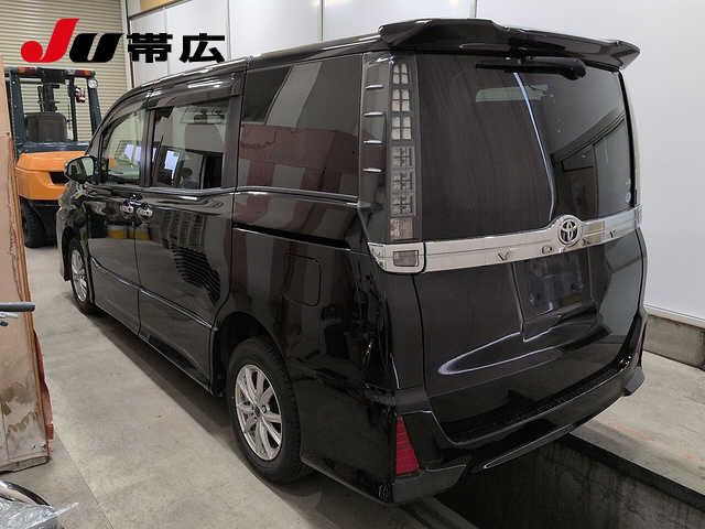 2015 Toyota Voxy 4WD ZS Kirameki auction photo 5