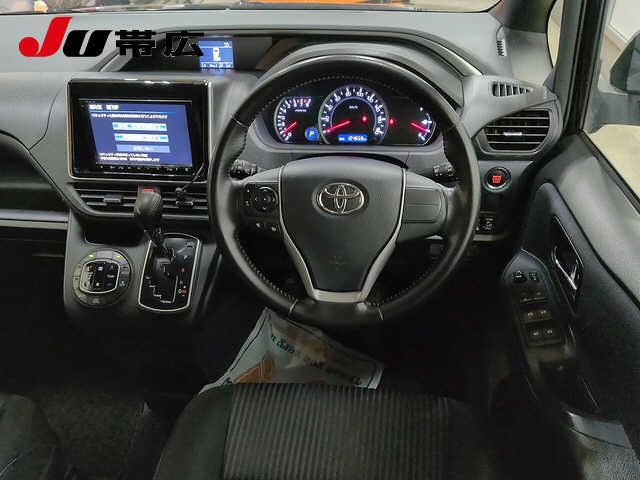 2015 Toyota Voxy 4WD ZS Kirameki auction photo 3