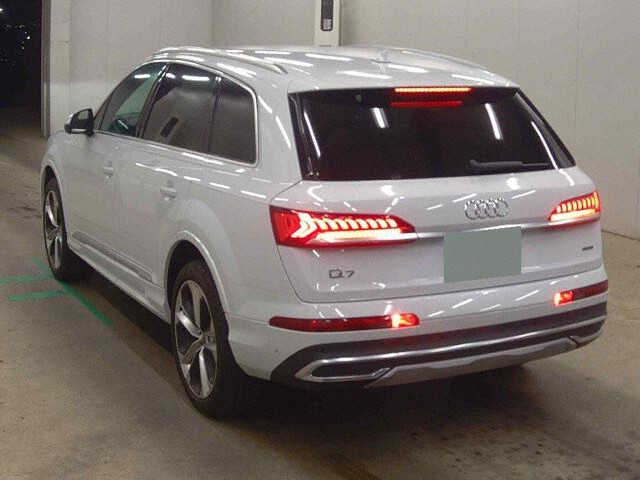 2020 Audi Q7 55TFSIクワトエアサス 4WD auction photo 2