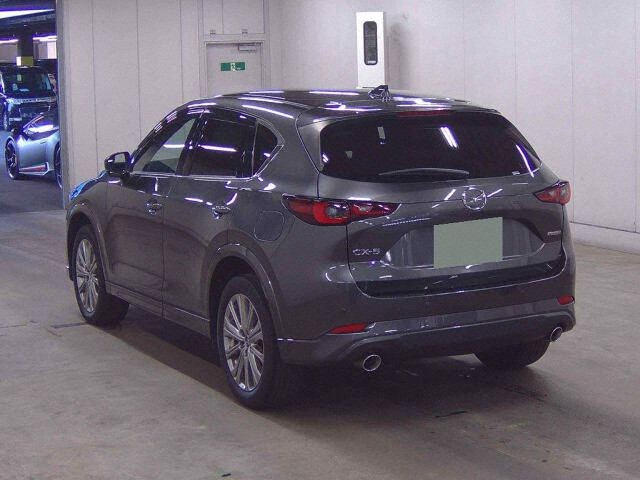 2023 Mazda CX-5 XD Exclusive Mod auction photo 2