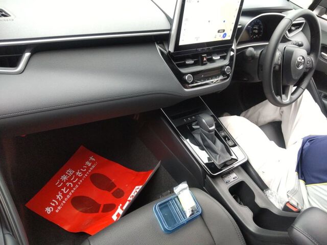 2026 Toyota Corolla Cross ハイブリッドZ auction photo 3