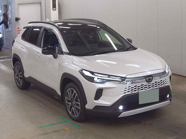 Japan Auction Vehicles 8 2026 Toyota Corolla Cross ハイブリッドZ auction photo