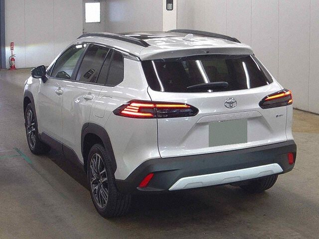 2026 Toyota Corolla Cross ハイブリッドZ auction photo 2