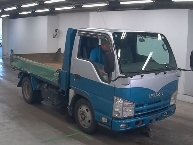 Japan Auction Vehicles 8 2012 Isuzu Elf ダンプ auction photo