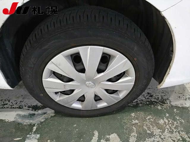 2017 Toyota Corolla Axio 4WD 1.5X auction photo 9