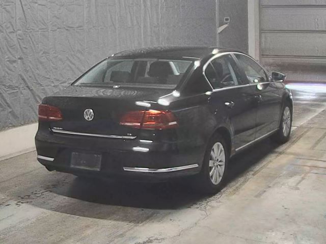 2011 Volkswagen VW パサート TSI コンフォートライン auction photo 2