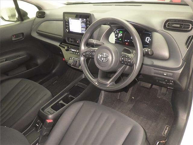 2023 Toyota Aqua B セーフティセンス auction photo 3