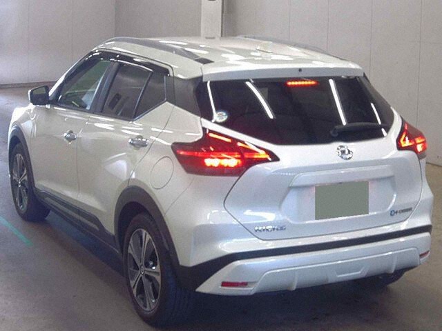 2024 Nissan Kicks X Two-Tone Interior Edition auction photo 2