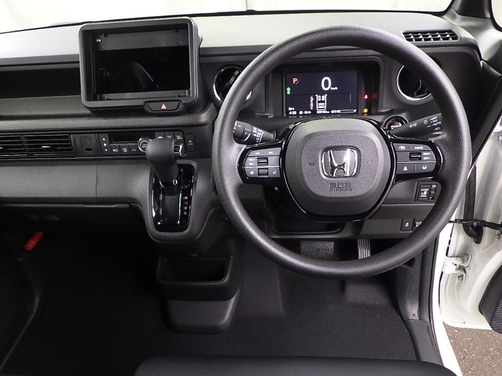 2026 Honda N-BOX 4WD Custom auction photo 3