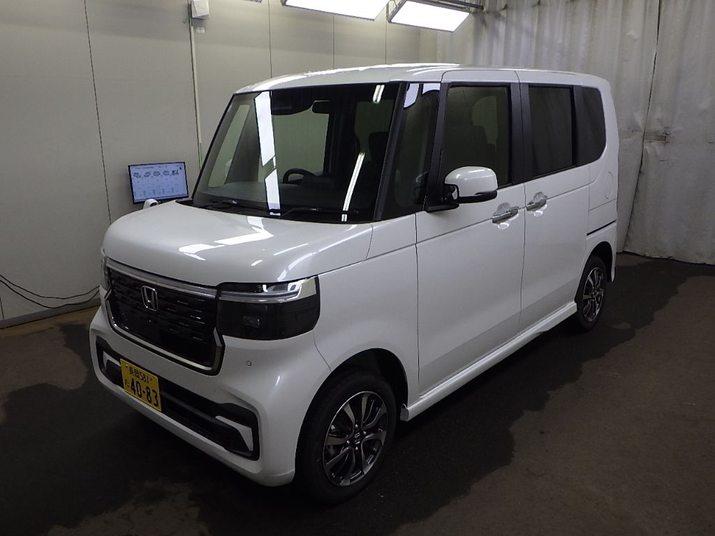 2026 Honda N-BOX 4WD Custom auction photo 4