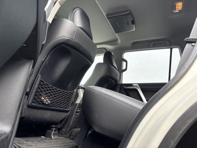 2021 Toyota ランクルプラド 4WD TX Lパッケージ auction photo 10