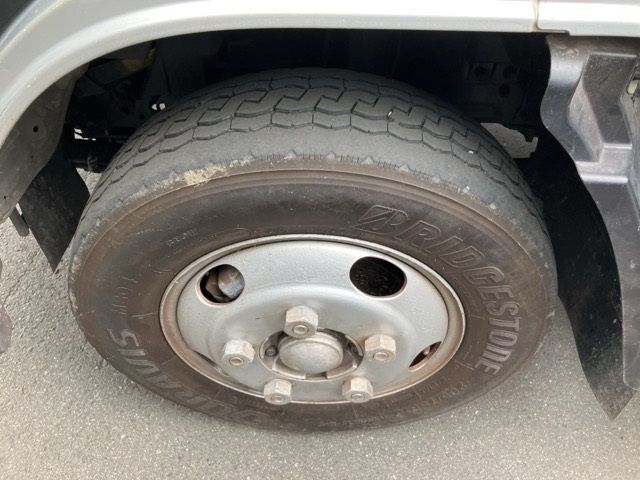 2019 Mitsubishi Fuso Canter auction photo 9