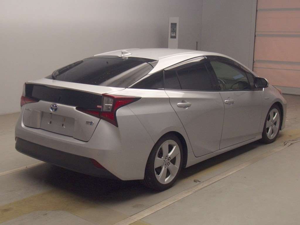 2019 Toyota Prius S auction photo 2