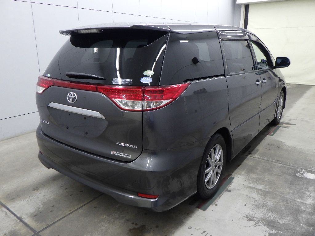 2012 Toyota Estima Aeras G Edition auction photo 2