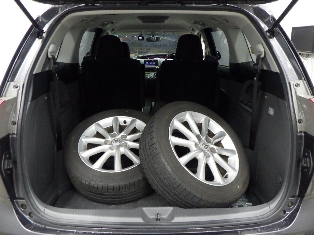 2012 Toyota Estima Aeras G Edition auction photo 10