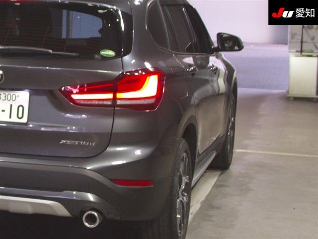 2020 BMW X1 xDrive 18d auction photo 8