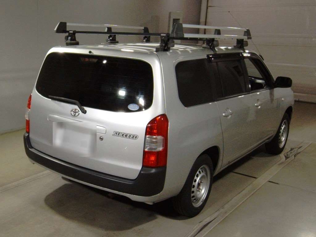 2019 Toyota Succeed UL-X 4WD auction photo 2