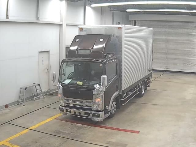 2014 Isuzu Elf バン Japan auction vehicle