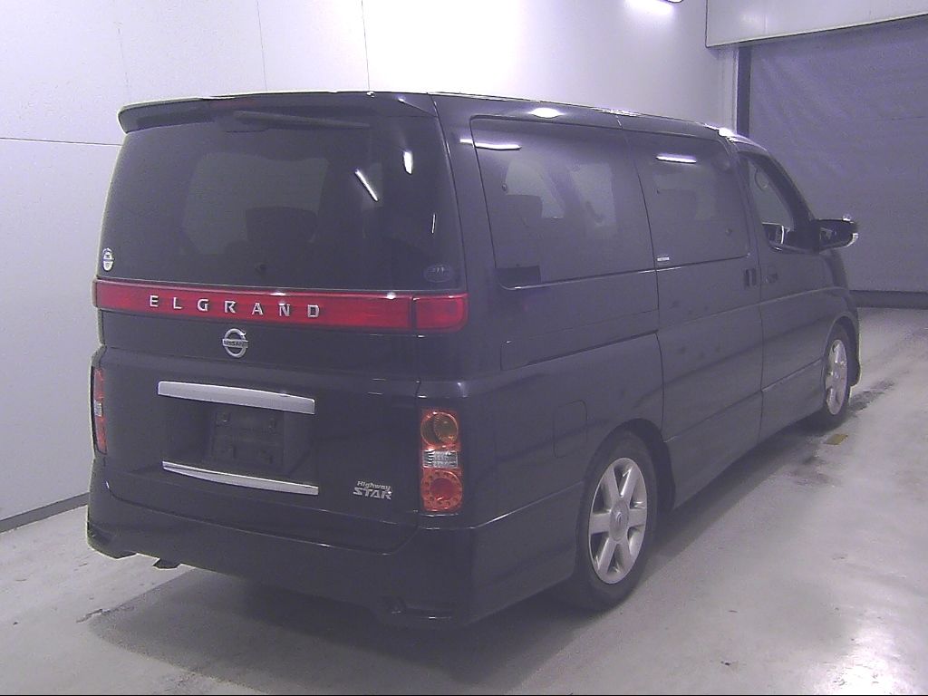 2007 Nissan Elgrand ハイウェイスターブラックレザーLTD auction photo 2